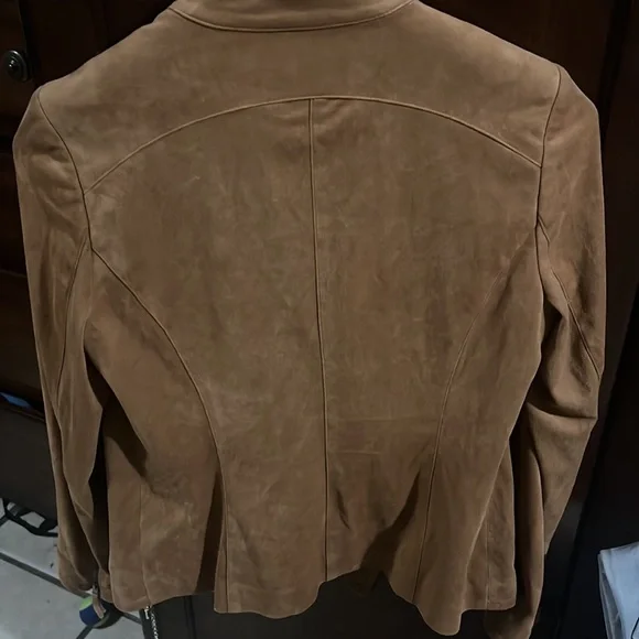 Jacket - Picture 2 of 4